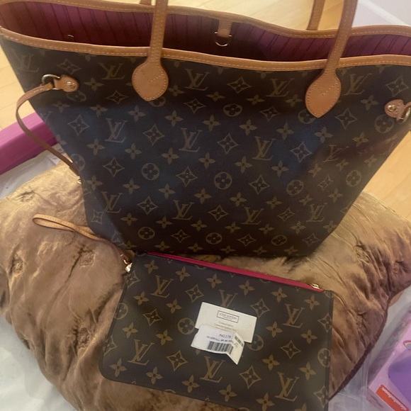 Louis Vuitton Handbags - Neverfull bag Louis Vuitton